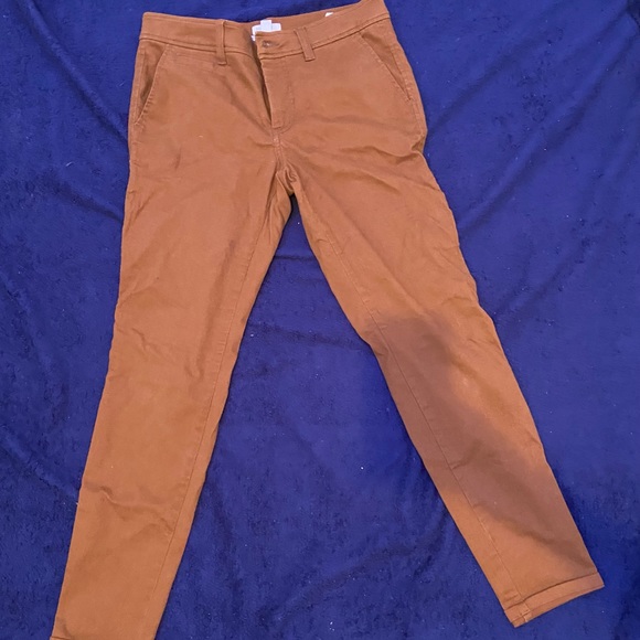 Capris - Picture 2 of 3